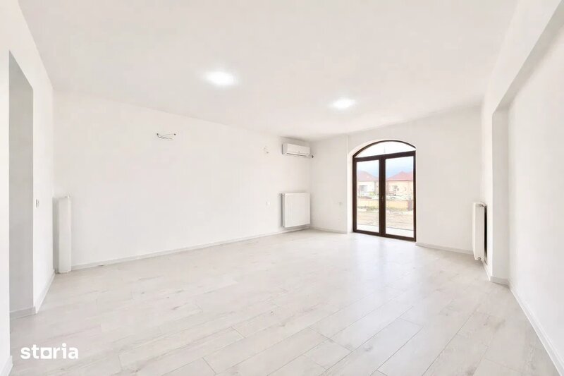 Prelungirea Ghencea, zona Maracineni!! Vila deosebita de vanzare