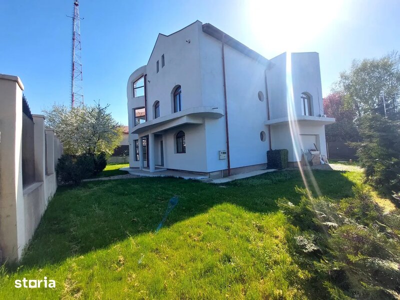 Prelungirea Ghencea, zona Maracineni!! Vila deosebita de vanzare